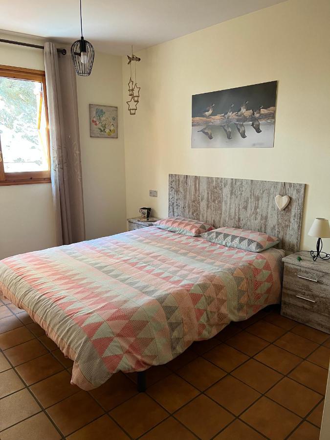 Cases Roses Escaló 外观 照片